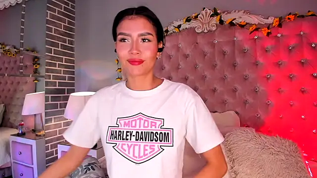 Snapshot of TanyaBello chatting on June 2026 11:57:01 PM TanyaBello online show from June 2026 11:57:01 PM