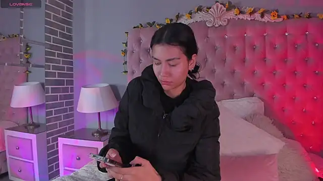 TanyaBello online show from April 2026 03:43:02 AM