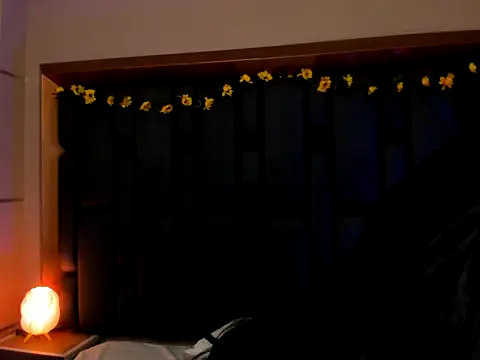 TanyaBello online show from November 2025 03:56:02 PM