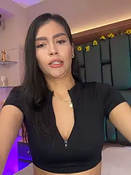 TanyaBello online show from December 2025 03:43:01 PM