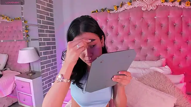 TanyaBello online show from April 2026 03:56:01 AM