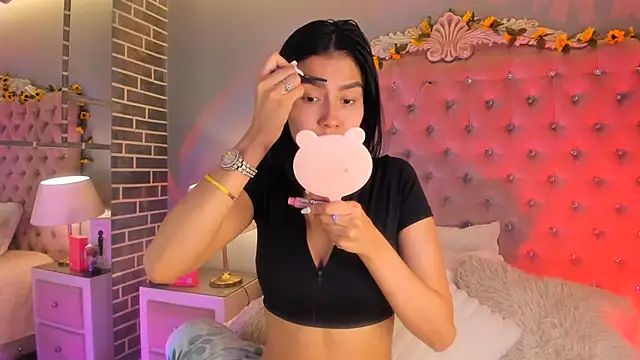 Snapshot of TanyaBello chatting on June 2026 04:34:02 AM TanyaBello online show from June 2026 04:34:02 AM
