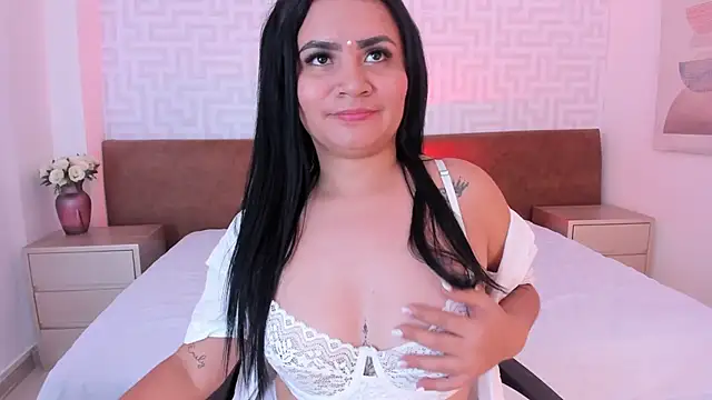 Endiira online show from October 2025 06:52:02 PM