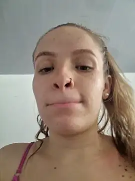 Snapshot of bambiluly chatting on November 2025 04:55:01 PM bambiluly online show from November 2025 04:55:01 PM