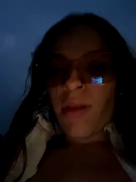 Snapshot of bambiluly chatting on December 2025 11:20:02 PM bambiluly online show from December 2025 11:20:02 PM