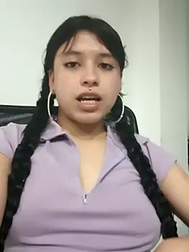 petite coral online show from January 2026 11:53:02 PM