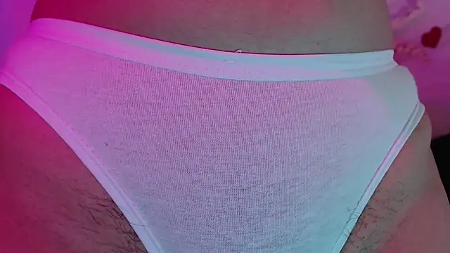 petite coral online show from May 2026 02:50:02 AM