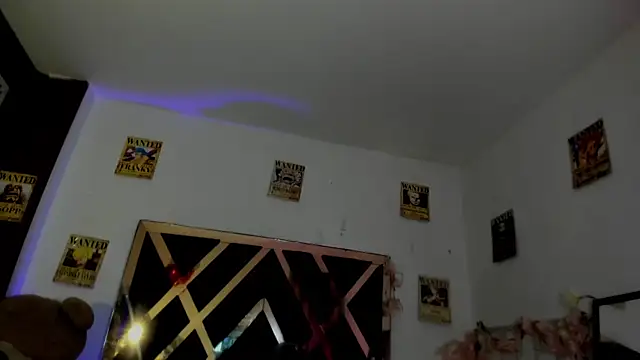 petite coral online show from April 2026 08:20:02 PM