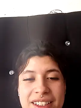 petite coral online show from February 2026 03:46:01 PM