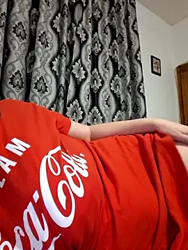 Ariana381 online show from December 2025 09:31:02 PM