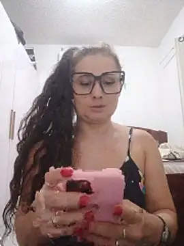 pimentahot1986 online show from June 2026 05:54:01 PM