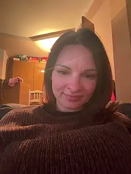 kinkysarahx online show from April 2026 05:08:01 PM