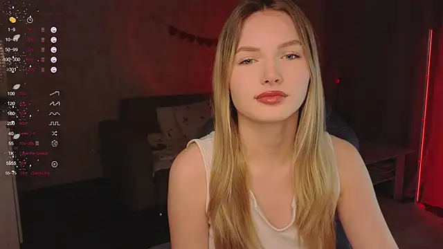 EvelynSin online show from December 2025 11:58:01 AM