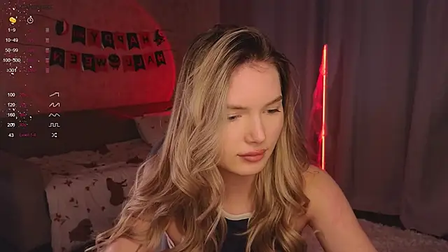 EvelynSin online show from October 2025 11:09:01 AM