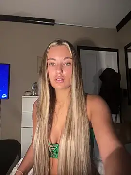 LaceyMilliexoxo online show from November 2025 09:54:01 AM