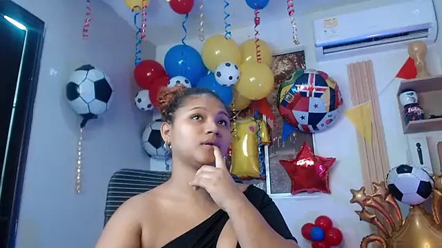 Snapshot of miel_alisha chatting on June 2026 02:37:02 PM miel alisha online show from June 2026 02:37:02 PM