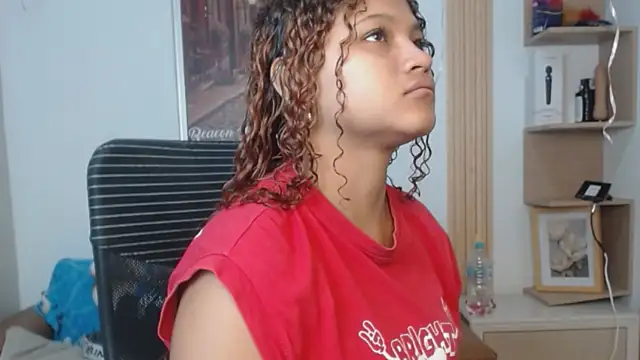 Snapshot of miel_alisha chatting on June 2026 12:54:01 PM miel alisha online show from June 2026 12:54:01 PM