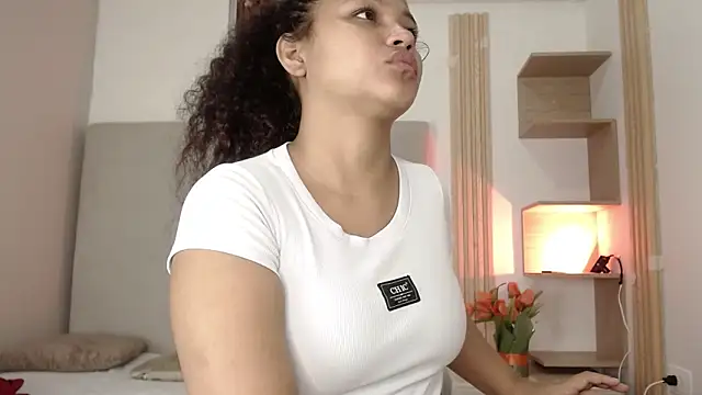 miel alisha online show from February 2026 12:00:01 PM