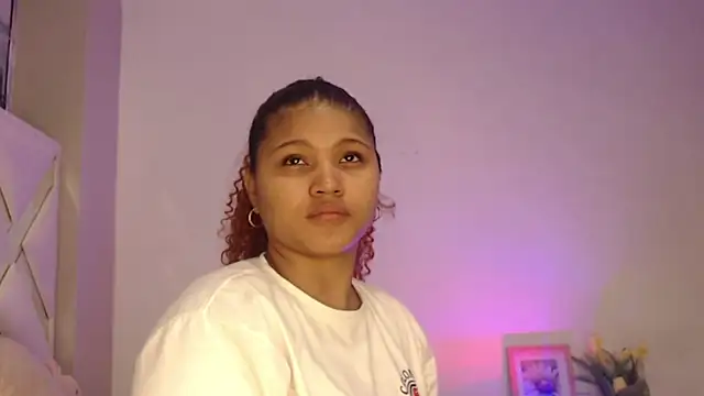 Snapshot of miel_alisha chatting on July 2026 12:52:02 PM miel alisha online show from July 2026 12:52:02 PM
