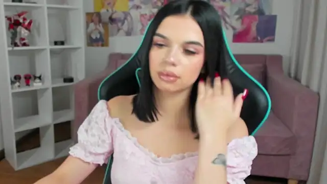 IsabelleVale online show from October 2025 05:56:02 PM