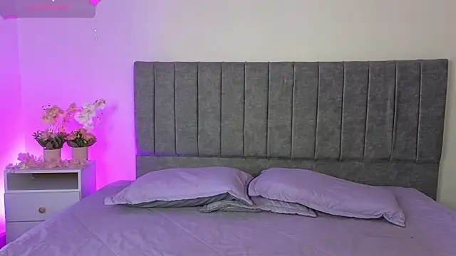 GabbieHill online show from October 2025 07:46:02 PM