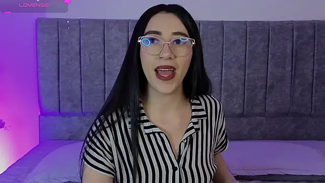 GabbieHill online show from November 2025 08:12:01 PM