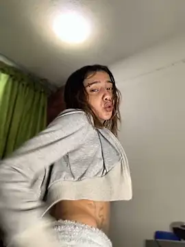 MiaaCute- online show from December 2025 10:09:02 PM