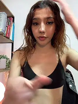 MiaaCute- online show from March 2026 08:22:01 PM