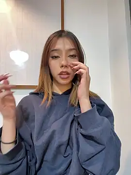 MiaaCute- online show from May 2026 08:56:01 PM