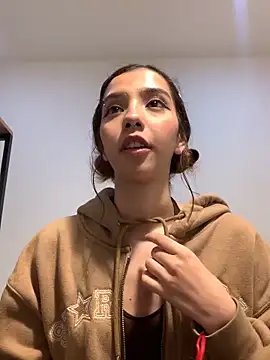 MiaaCute- online show from March 2026 09:52:01 PM