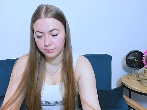 LeaNaughty online show from October 2025 05:19:02 AM