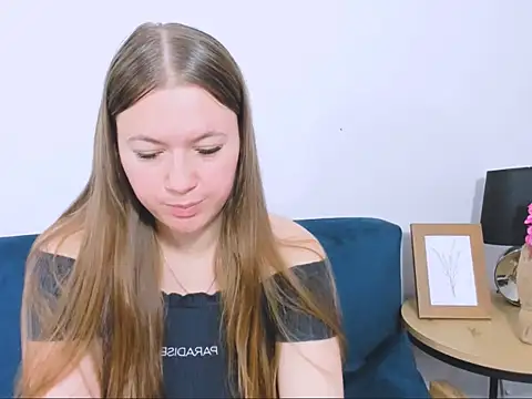 LeaNaughty online show from December 2025 10:25:02 AM