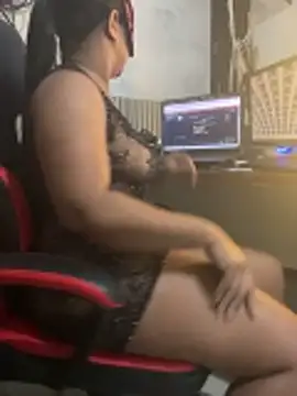 NatashaAzura online show from November 2025 11:08:02 PM