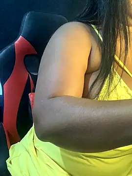 NatashaAzura online show from October 2025 08:24:02 AM