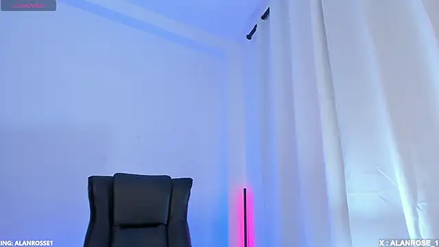 AlanRose01 online show from November 2025 02:43:02 PM