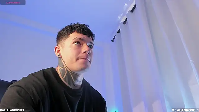 AlanRose01 online show from November 2025 02:28:02 PM