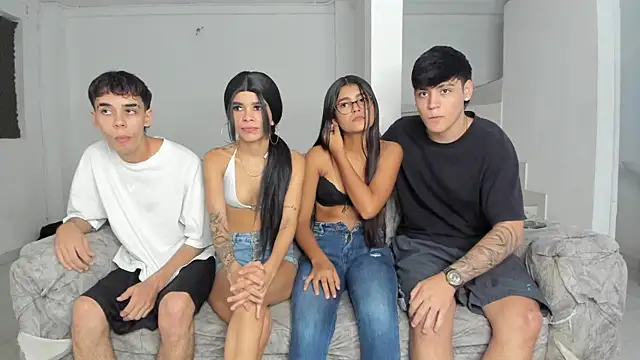 Snapshot of HottWett chatting on October 2025 07:02:01 PM HottWett online show from October 2025 07:02:01 PM