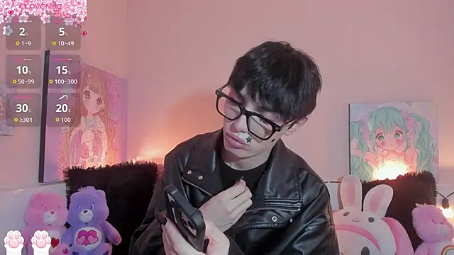 Strawberry Kitty  online show from February 2026 03:41:01 AM