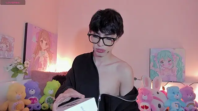 Strawberry Kitty  online show from March 2026 03:54:01 AM
