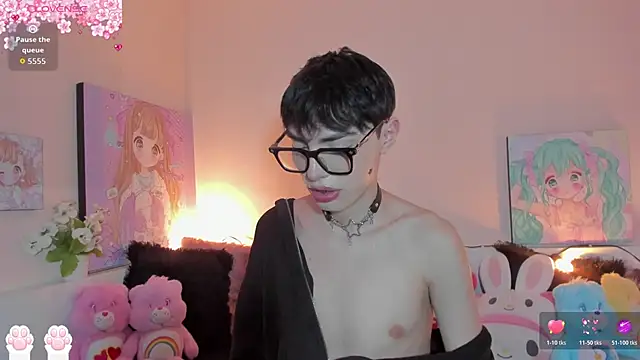 Strawberry Kitty  online show from March 2026 03:03:02 AM
