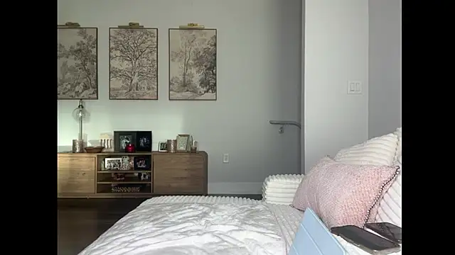 Amberjayxox0 online show from February 2026 12:44:02 AM