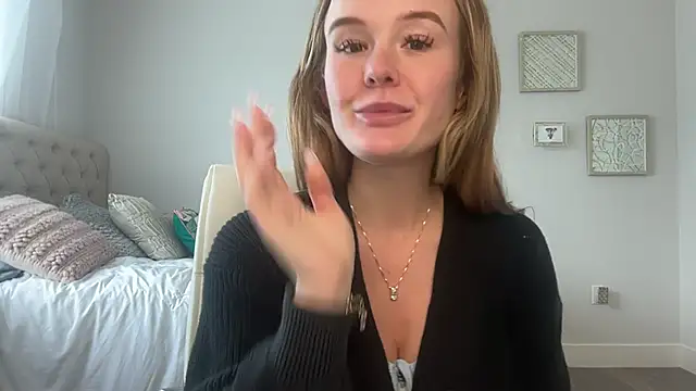 Snapshot of Amberjayxox0 chatting on November 2025 08:13:02 PM Amberjayxox0 online show from November 2025 08:13:02 PM