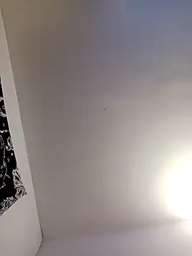 Snapshot of emily_n_abby chatting on February 2026 02:05:01 PM emily n abby online show from February 2026 02:05:01 PM