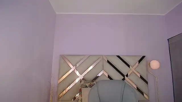 Maiacharris  online show from May 2026 12:41:02 PM
