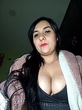 Kymberlaury online show from October 2025 03:29:02 AM