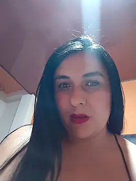 Kymberlaury online show from April 2026 04:41:01 AM