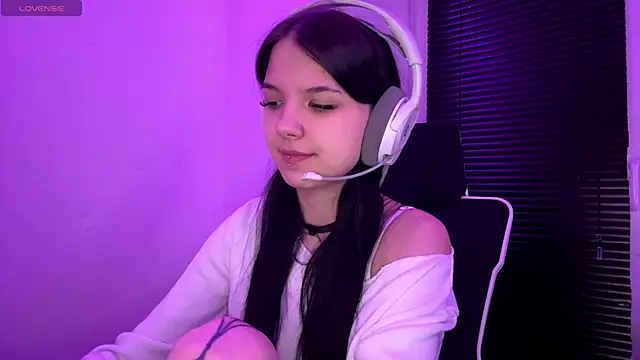 HanaMantanaDell online show from December 2025 03:25:02 PM