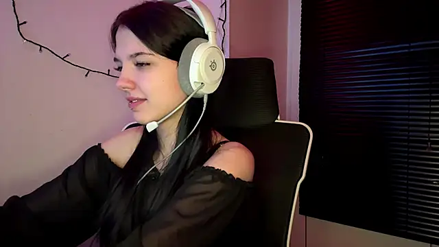 HanaMantanaDell online show from February 2026 04:03:01 PM