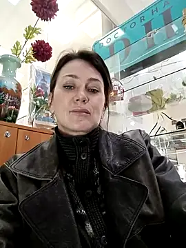 Luna 7777 online show from April 2026 02:35:01 PM