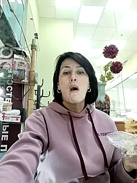 Luna 7777 online show from November 2025 01:05:02 PM